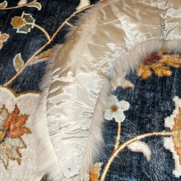 Vintage Authentic White Fox Fur Collar/ Wrap Scarf - Picture 4 of 8